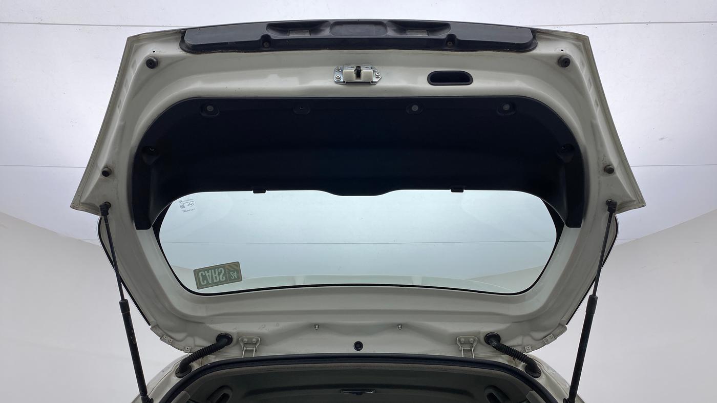 2013 Maruti Swift VDI, Diesel, Manual, 73,784 km, Boot Door Open