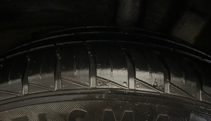 2016 Hyundai Grand i10 SPORTZ 1.2 KAPPA VTVT, Petrol, Manual, 77,715 km, Left Rear Tyre Tread