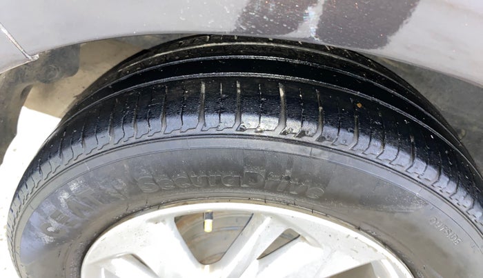 2017 Honda Jazz 1.2L I-VTEC V AT, Petrol, Automatic, 97,091 km, Right Rear Tyre Tread