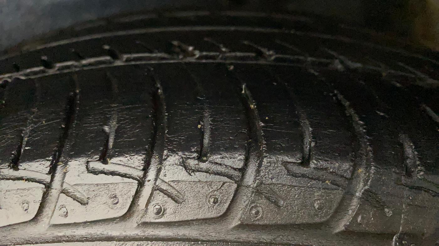 2018 Maruti Celerio ZXI AMT (O), Petrol, Automatic, 57,914 km, Left Rear Tyre Tread