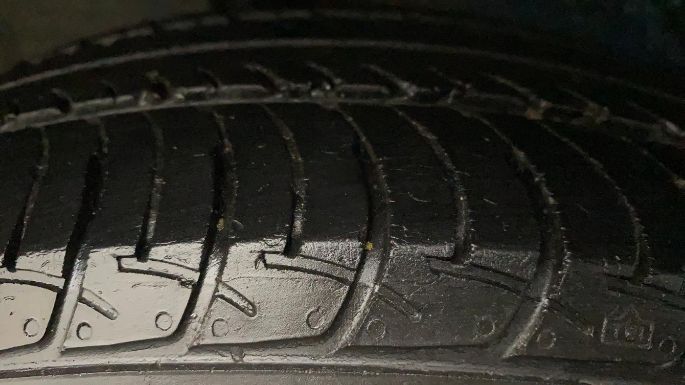 2018 Maruti Celerio ZXI AMT (O), Petrol, Automatic, 57,914 km, Right Rear Tyre Tread