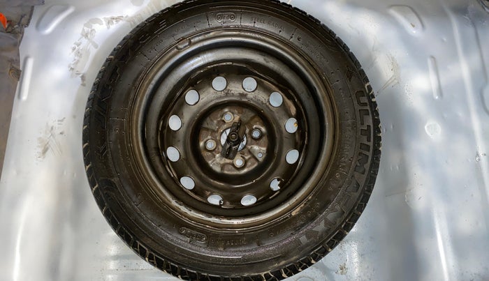 2018 Hyundai Eon ERA +, Petrol, Manual, 1,15,314 km, Spare Tyre