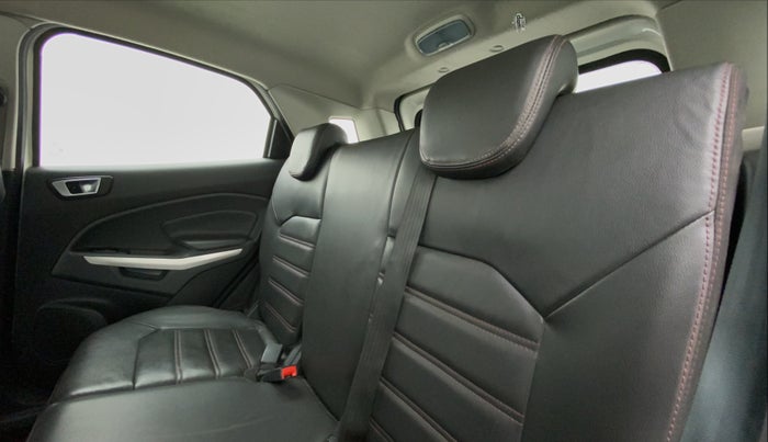 2016 Ford Ecosport 1.5 TDCI TITANIUM PLUS, Diesel, Manual, 57,274 km, Right Side Rear Door Cabin