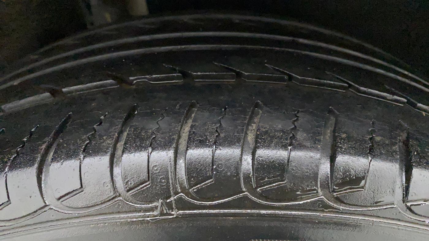 2016 Ford Ecosport 1.5 TDCI TITANIUM PLUS, Diesel, Manual, 57,274 km, Right Front Tyre Tread