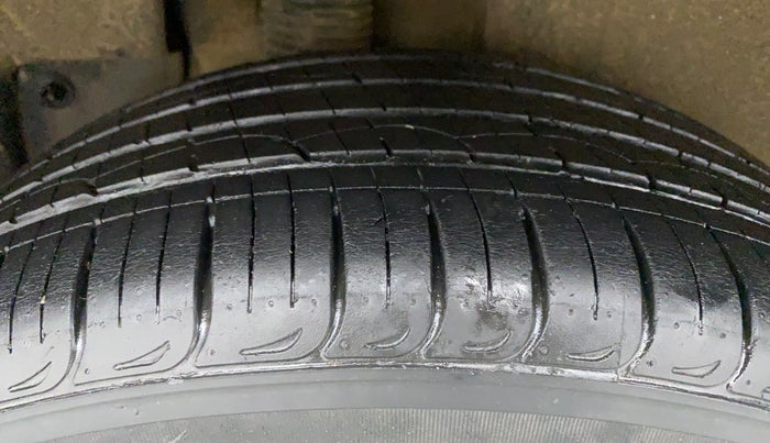 2018 Hyundai Tucson 2WD AT GL PETROL , Petrol, Automatic, 33,253 km, Right Rear Tyre Tread