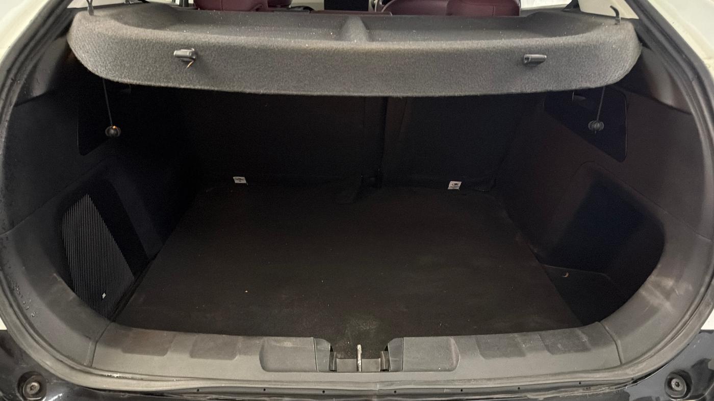 2025 Tata Curvv Accomplished S 1.2 Petrol 7DCA, Petrol, Automatic, 4,393 km, Boot Inside