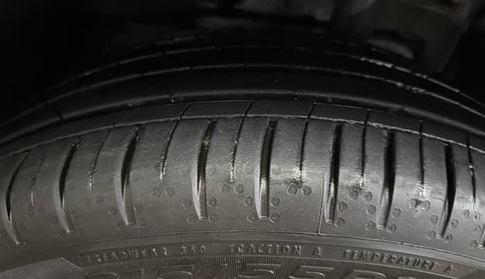 2025 Tata Curvv Accomplished S 1.2 Petrol 7DCA, Petrol, Automatic, 4,393 km, Left Front Tyre Tread