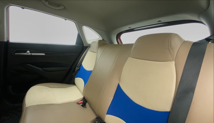 2019 KIA SELTOS HTK PLUS 1.5 PETROL, Petrol, Manual, 25,090 km, Right Side Rear Door Cabin