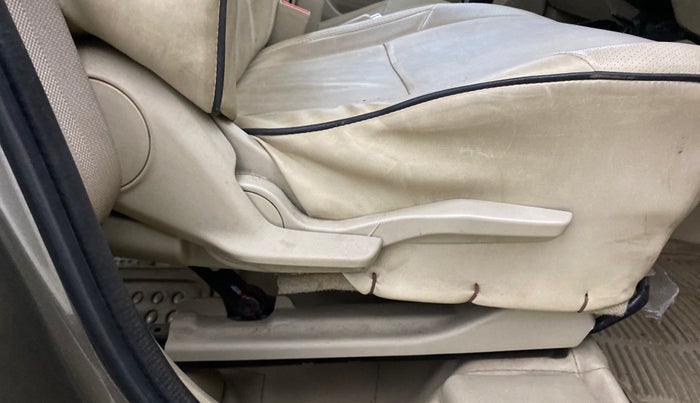 2020 Maruti Dzire ZXI AMT, Petrol, Automatic, 66,736 km, Driver Side Adjustment Panel