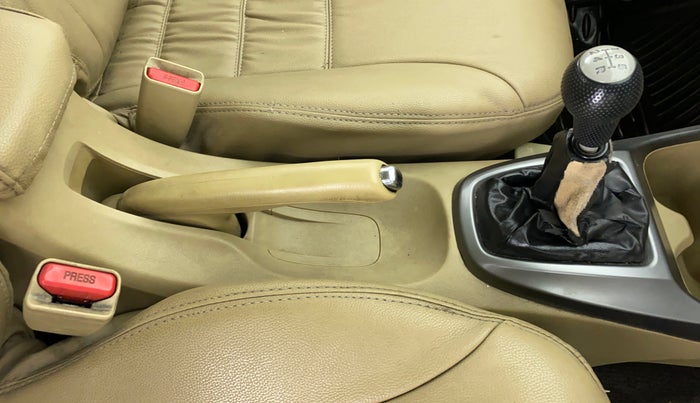 2013 Honda City S MT PETROL, CNG, Manual, 45,482 km, Gear Lever
