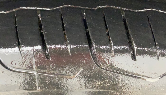 2024 Maruti FRONX DELTA PLUS 1.0 TURBO MT, Petrol, Manual, 24,849 km, Right Rear Tyre Tread