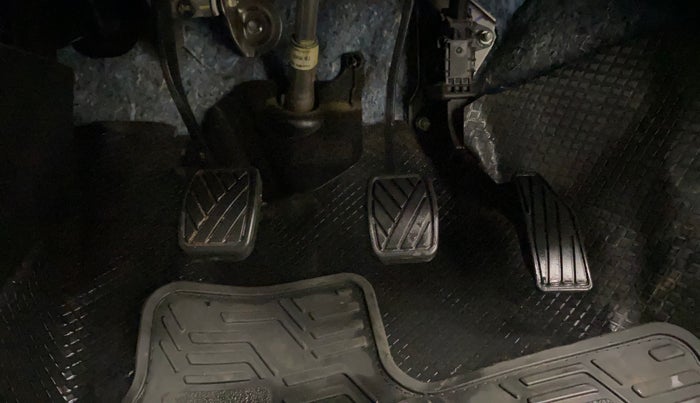 2024 Maruti FRONX DELTA PLUS 1.0 TURBO MT, Petrol, Manual, 24,849 km, Pedals