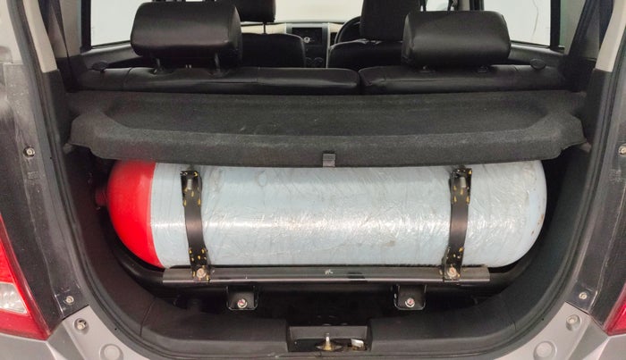 2018 Maruti Wagon R 1.0 LXI CNG, CNG, Manual, 57,961 km, Boot Inside