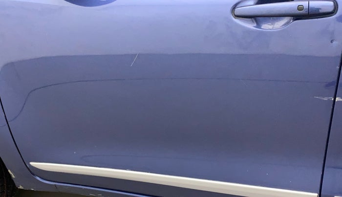 2017 Maruti Dzire ZXI PLUS, CNG, Manual, 56,220 km, Front passenger door - Slightly dented