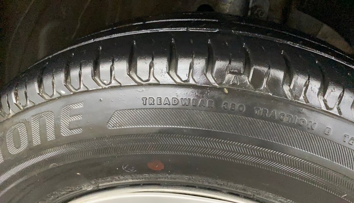 2019 Maruti Swift LXI, Petrol, Manual, 52,849 km, Right Front Tyre Tread