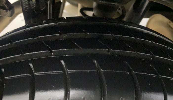 2019 Maruti Alto K10 VXI AMT, Petrol, Automatic, 28,447 km, Right Rear Tyre Tread