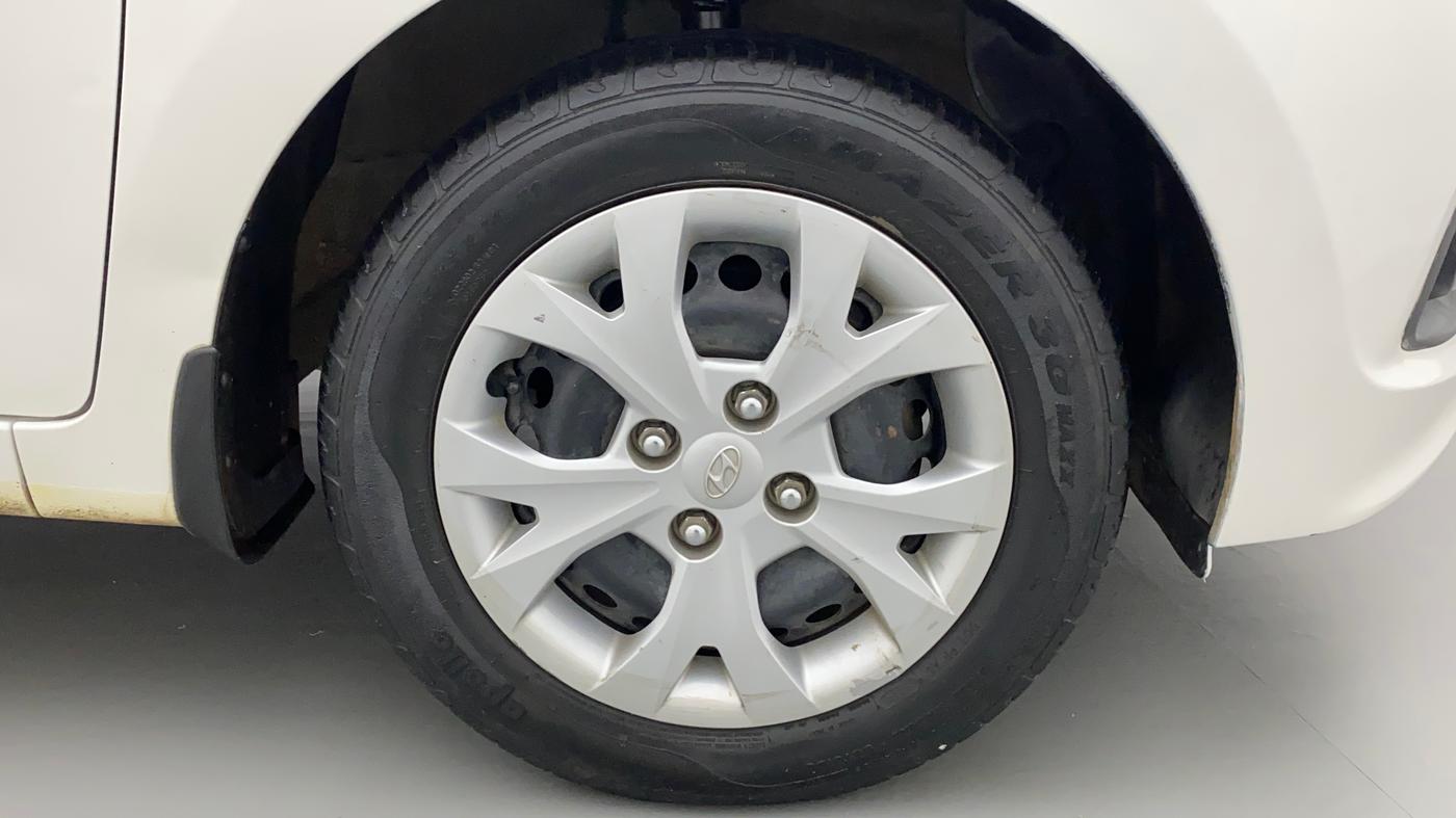 2014 Hyundai Grand i10 MAGNA 1.2 KAPPA VTVT, Petrol, Manual, 39,697 km, Right Front Wheel