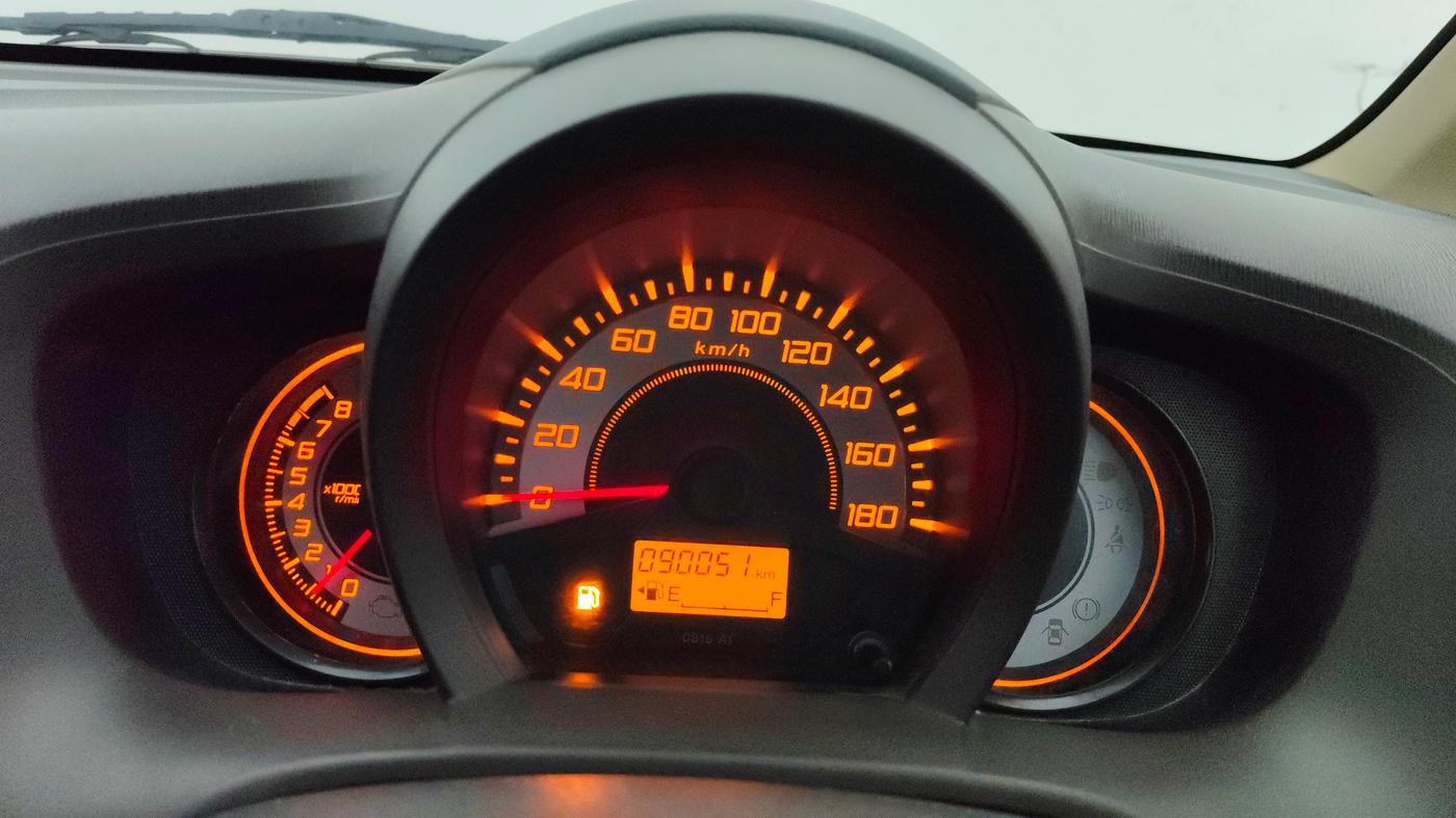 2013 Honda Brio S MT, Petrol, Manual, 90,037 km, Odometer Image