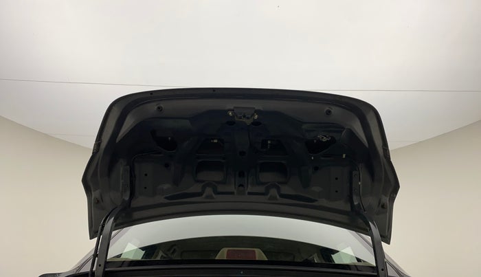 2013 Maruti Swift Dzire VXI, Petrol, Manual, 77,448 km, Boot Door Open