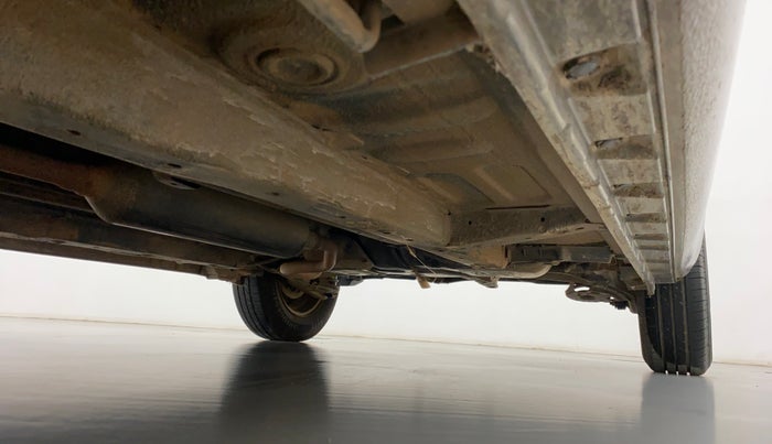 2013 Maruti Swift Dzire VXI, Petrol, Manual, 77,448 km, Right Side Underbody