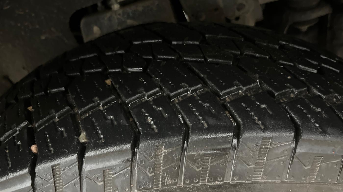 2023 Mahindra Thar LX D HT 2WD MT, Diesel, Manual, 38,280 km, Right Front Tyre Tread