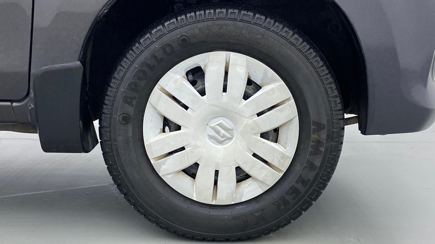 2018 Maruti Alto 800 LXI, Petrol, Manual, 21,001 km, Right Front Wheel