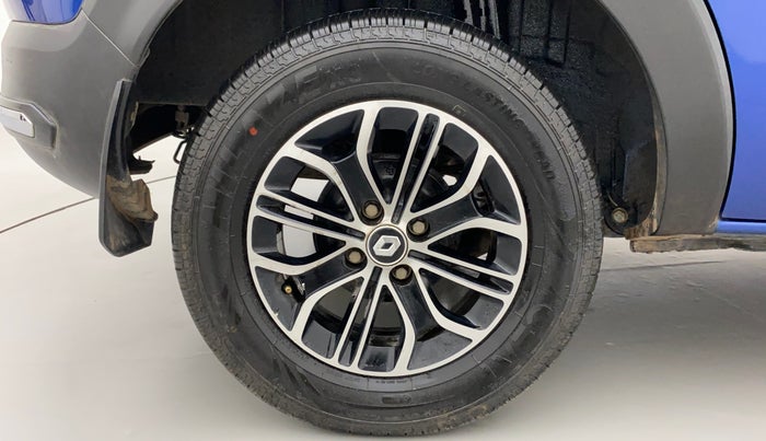 2019 Renault TRIBER RXZ, Petrol, Manual, 55,123 km, Right Rear Wheel