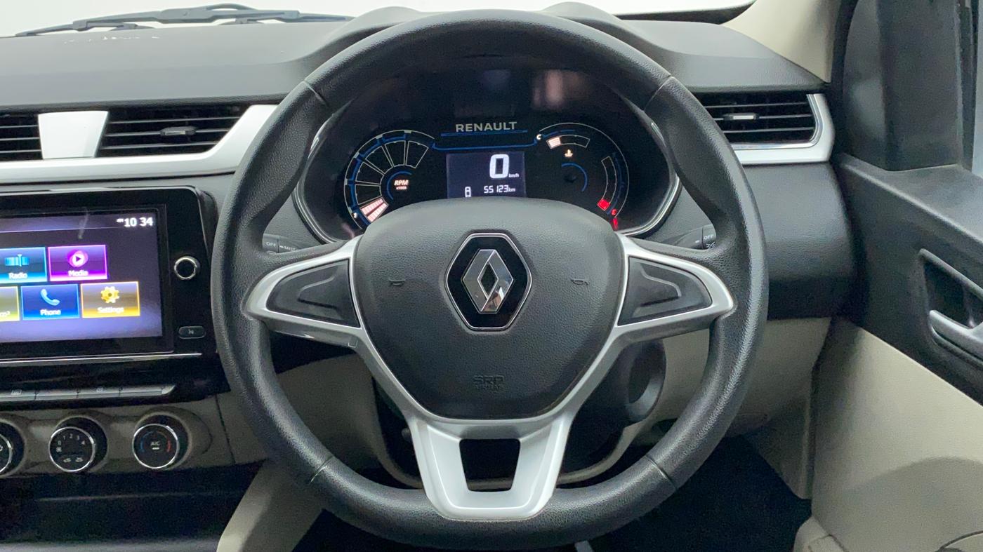 2019 Renault TRIBER RXZ, Petrol, Manual, 55,123 km, Steering Wheel Close Up