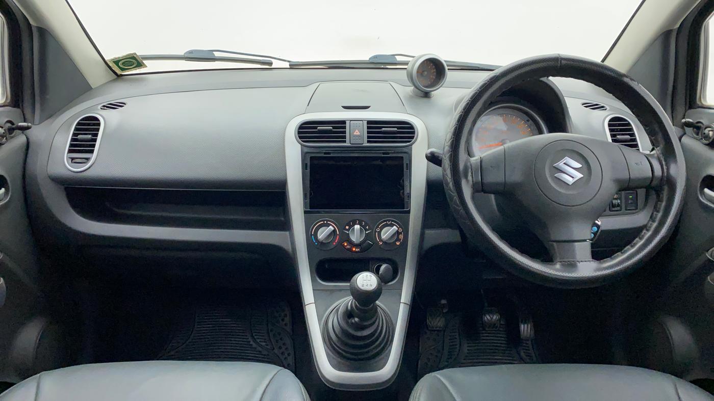 2013 Maruti Ritz VXI, Petrol, Manual, 70,400 km, Dashboard