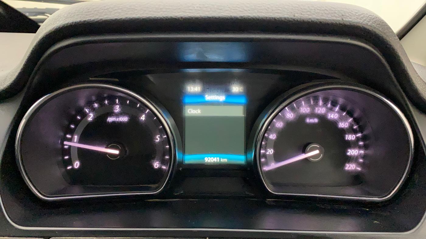 2018 Tata Hexa XT 4X2 7 STR, Diesel, Manual, 92,093 km, Odometer Image