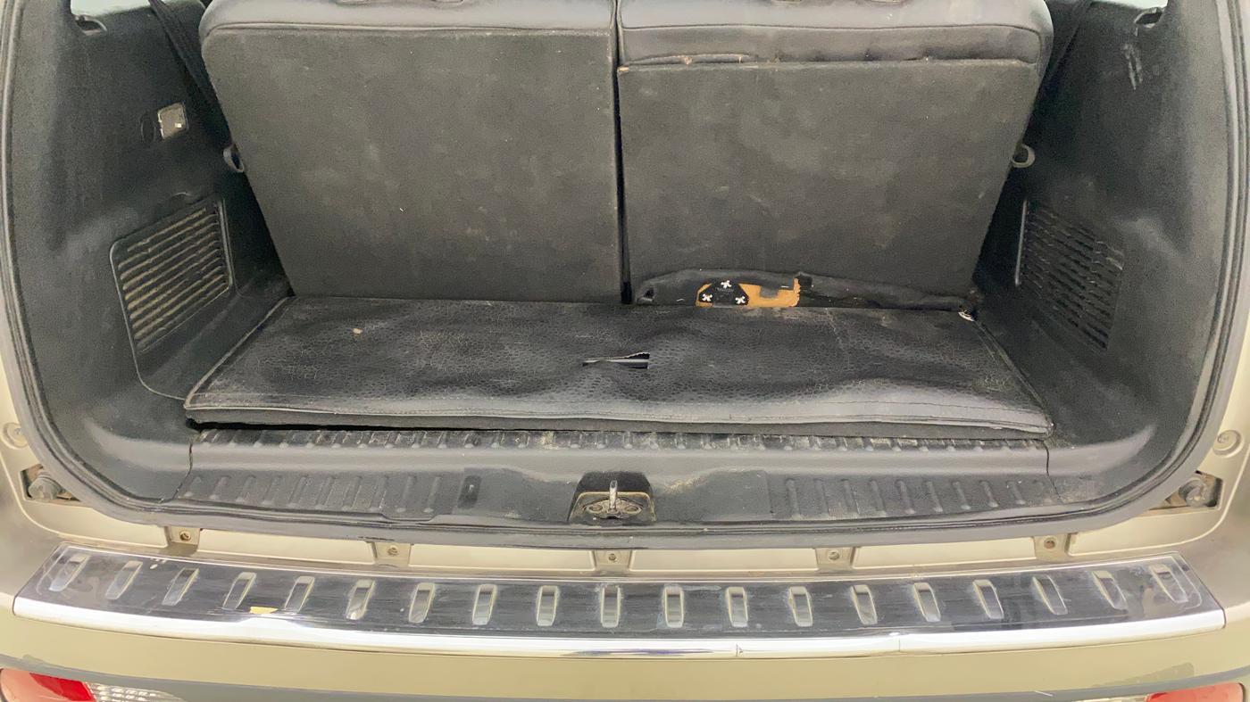 2018 Tata Hexa XT 4X2 7 STR, Diesel, Manual, 92,093 km, Boot Inside