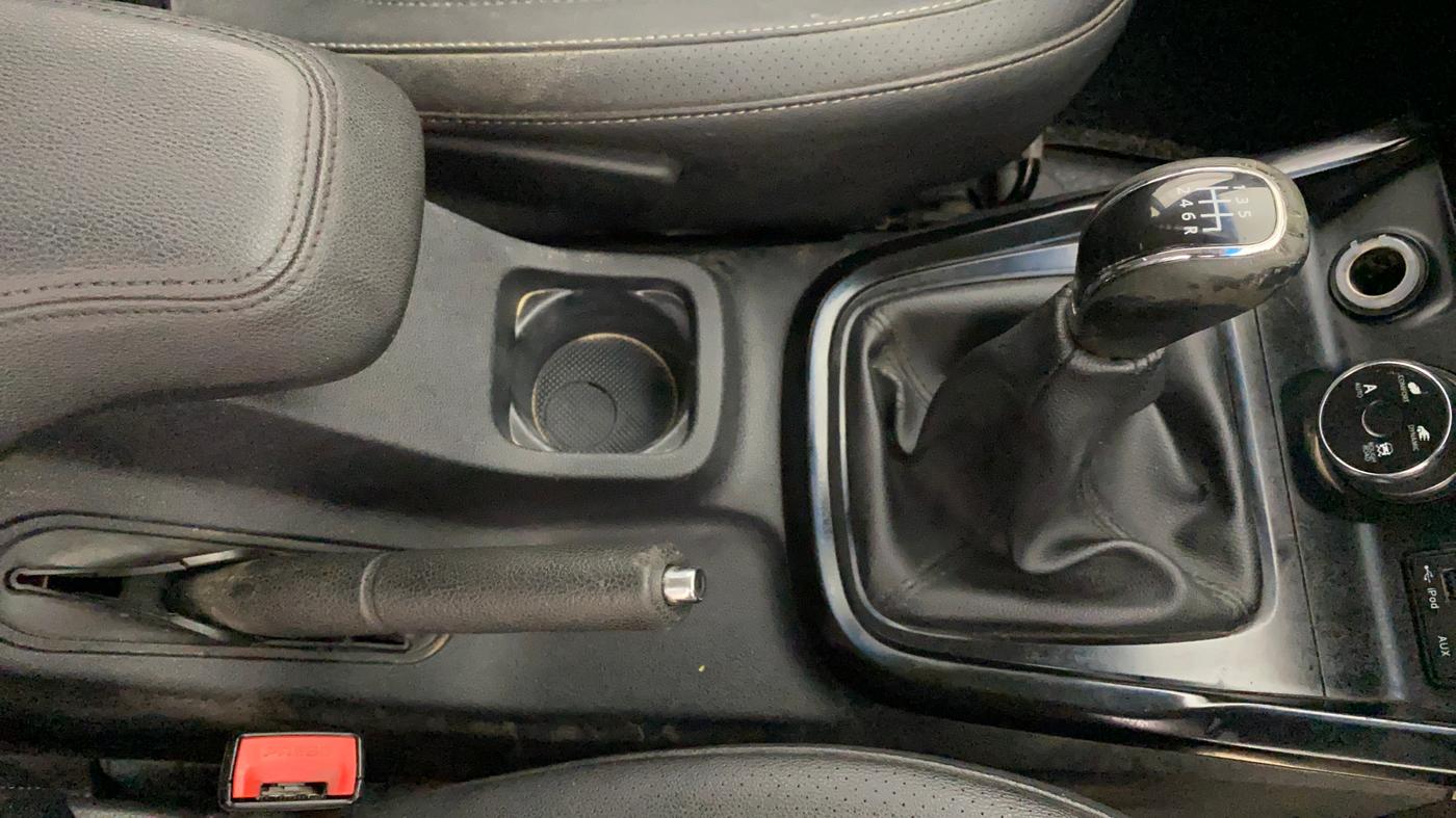 2018 Tata Hexa XT 4X2 7 STR, Diesel, Manual, 92,093 km, Gear Lever