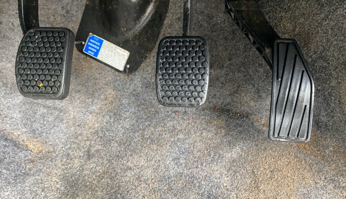 2020 Maruti Alto VXI, Petrol, Manual, 20,214 km, Pedals