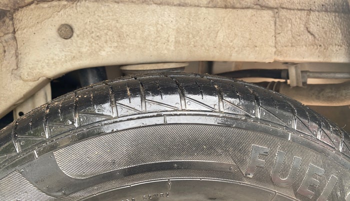2020 Maruti Alto VXI, Petrol, Manual, 20,214 km, Left Rear Tyre Tread