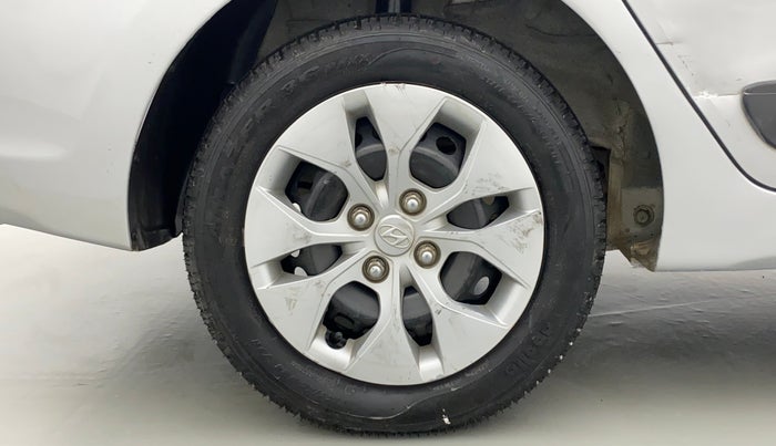 2015 Hyundai Xcent S 1.2, Petrol, Manual, 36,438 km, Right Rear Wheel