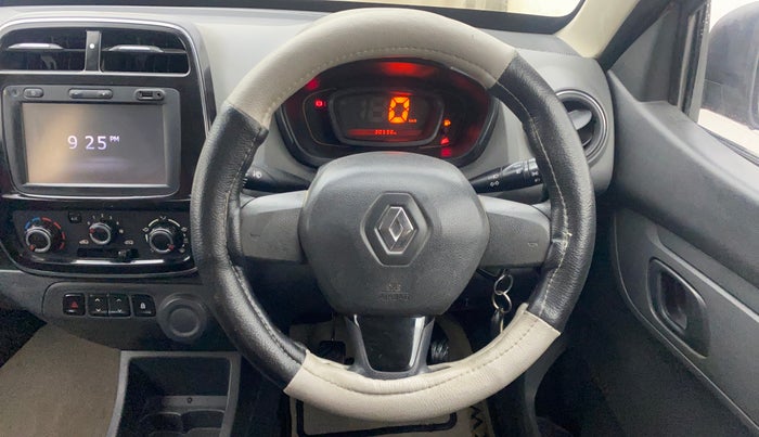 2016 Renault Kwid RXT 0.8, Petrol, Manual, 30,597 km, Steering Wheel Close Up