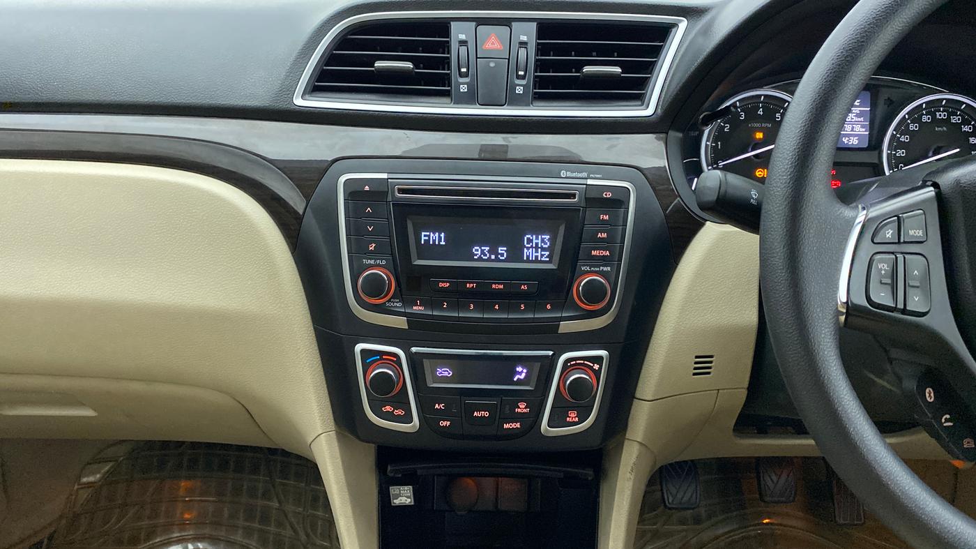 2018 Maruti Ciaz ZETA 1.4 VVT, Petrol, Manual, 37,972 km, Air Conditioner