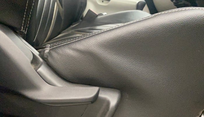 2017 Maruti IGNIS ZETA 1.2 AMT, Petrol, Automatic, 65,581 km, Driver Side Adjustment Panel