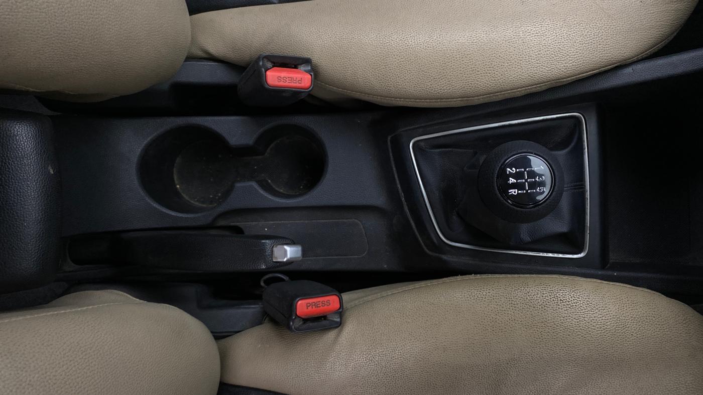 2015 Hyundai Elite i20 ASTA 1.2, Petrol, Manual, 75,832 km, Gear Lever