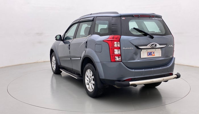 2016 Mahindra XUV500 W10, Diesel, Manual, 60,919 km, Left Back Diagonal