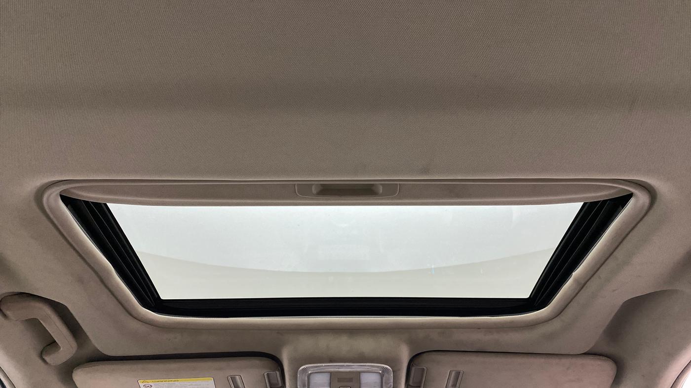 2016 Mahindra XUV500 W10, Diesel, Manual, 60,919 km, Moonroof/ Sunroof
