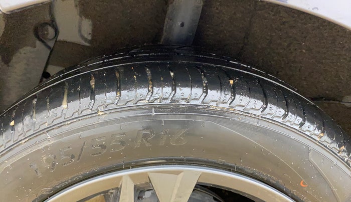 2021 Hyundai NEW I20 SPORTZ 1.2 MT, Petrol, Manual, 13,513 km, Right Rear Tyre Tread