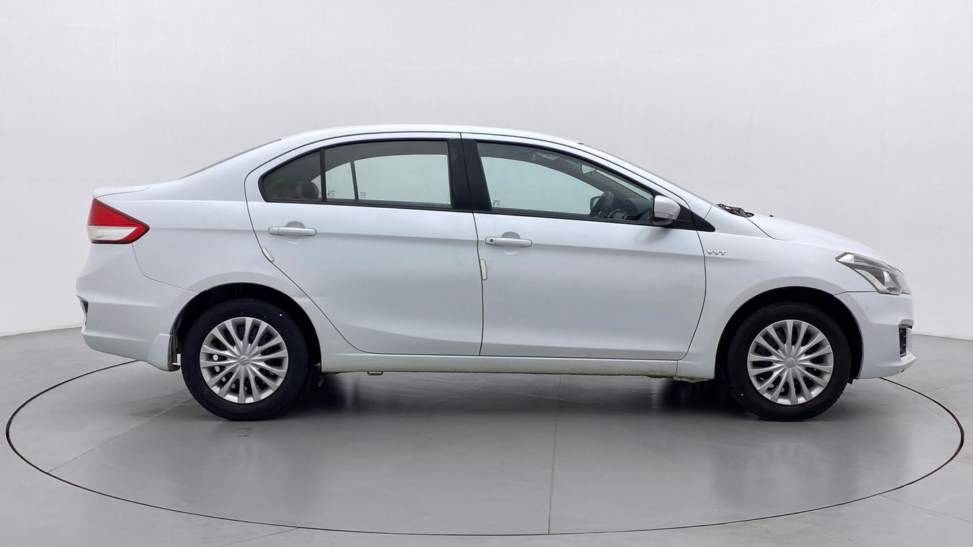 2016 Maruti Ciaz VXI PLUS, CNG, Manual, 65,333 km, Right Side View