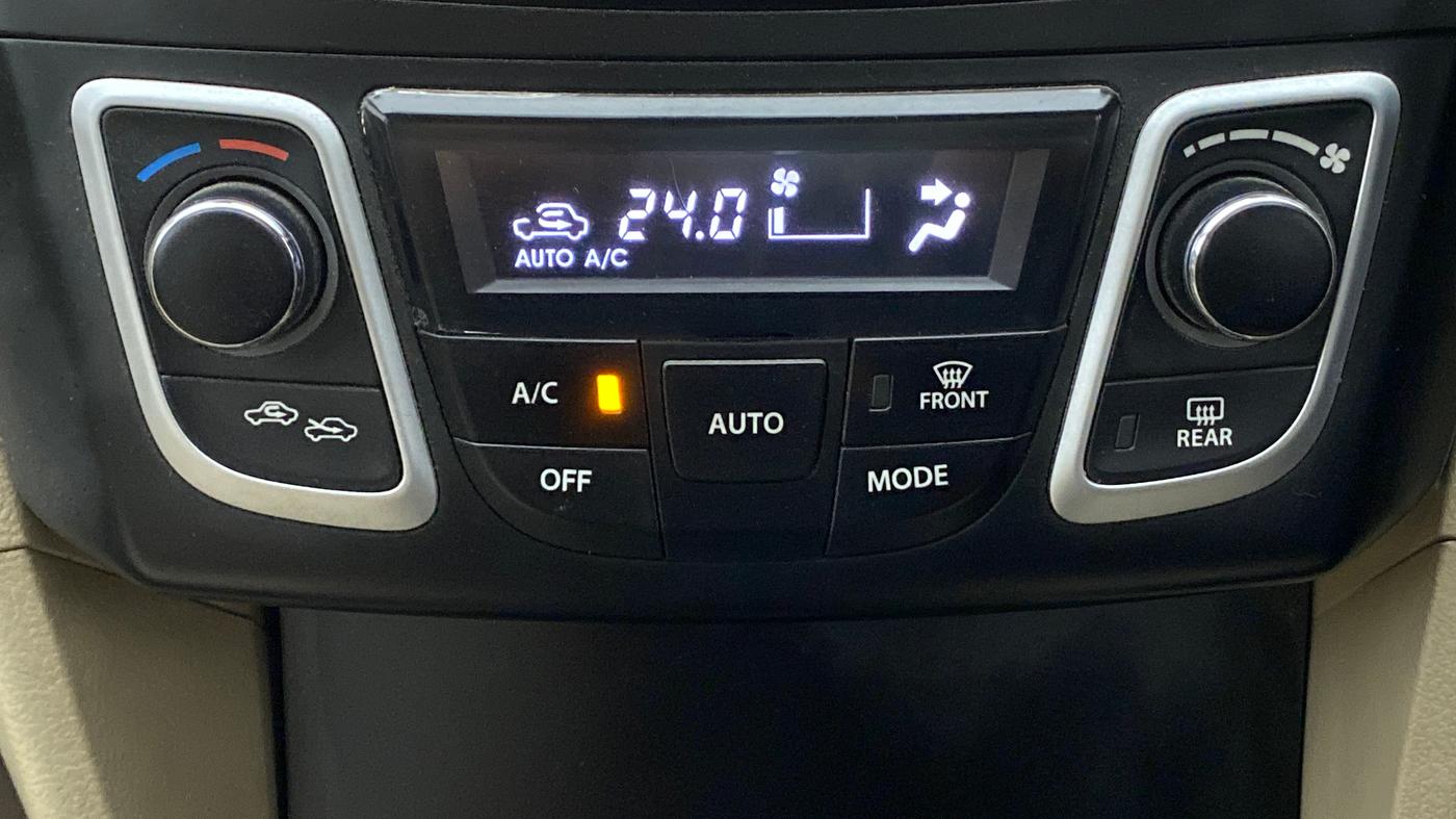 2016 Maruti Ciaz VXI PLUS, CNG, Manual, 65,333 km, Automatic Climate Control