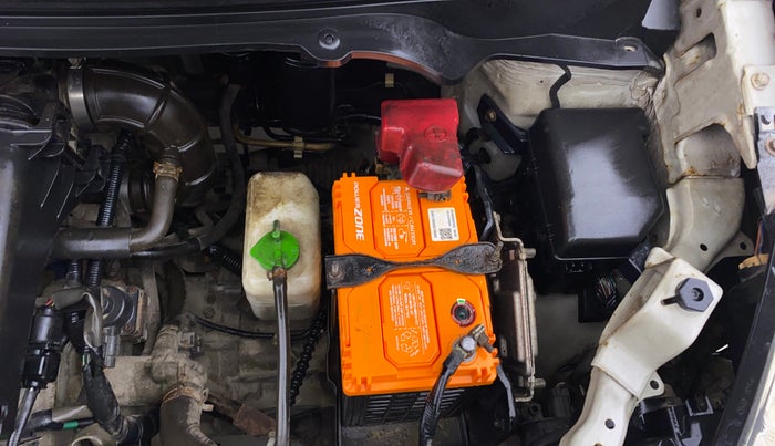 2012 Maruti Ritz VXI, Petrol, Manual, 31,445 km, Engine View - Left