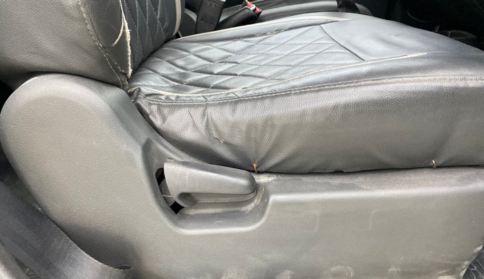 2012 Maruti Wagon R 1.0 VXI, Petrol, Manual, 72,584 km, Driver Side Adjustment Panel