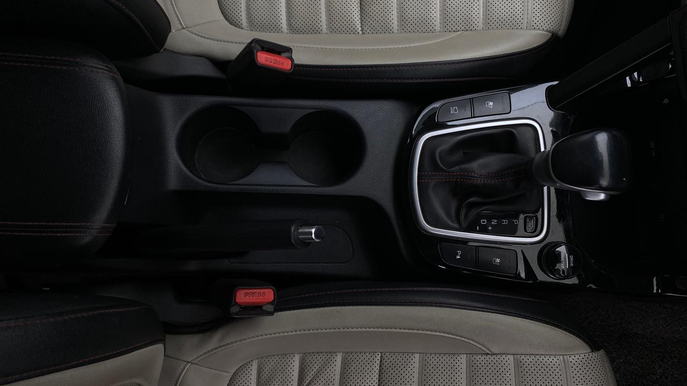 2019 KIA SELTOS GTX PLUS DCT 1.4 PETROL, Petrol, Automatic, 1,13,144 km, Gear Lever