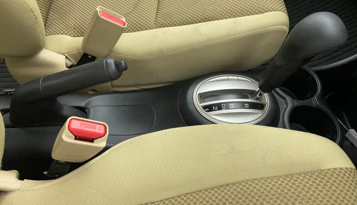 2016 Honda Brio VX AT, Petrol, Automatic, 42,570 km, Gear Lever