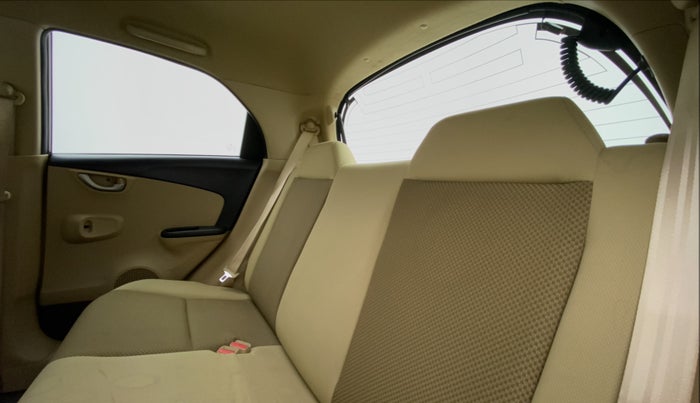 2016 Honda Brio VX AT, Petrol, Automatic, 42,570 km, Right Side Rear Door Cabin