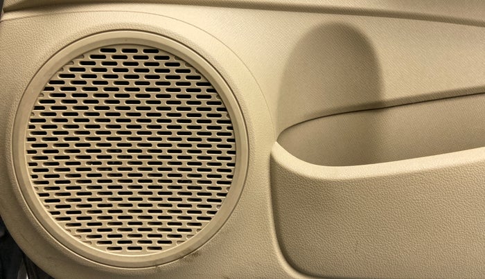 2016 Honda Brio VX AT, Petrol, Automatic, 42,570 km, Speaker